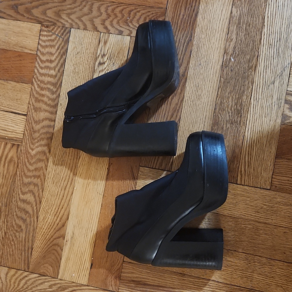 ASOS ENCHANTE ME Platform Ankle Boots – UK 5 / US 7.5 – 6” Heel